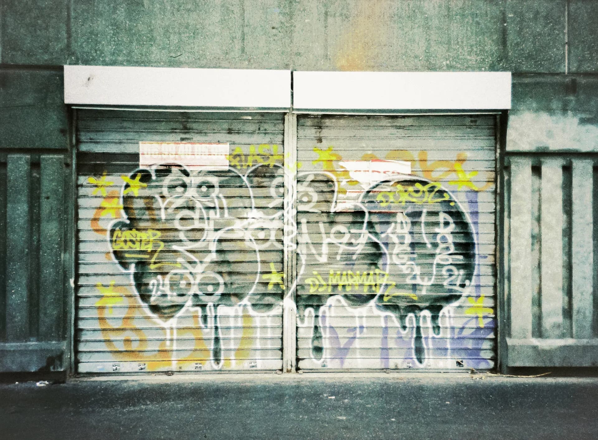 B006461 R1 00 1