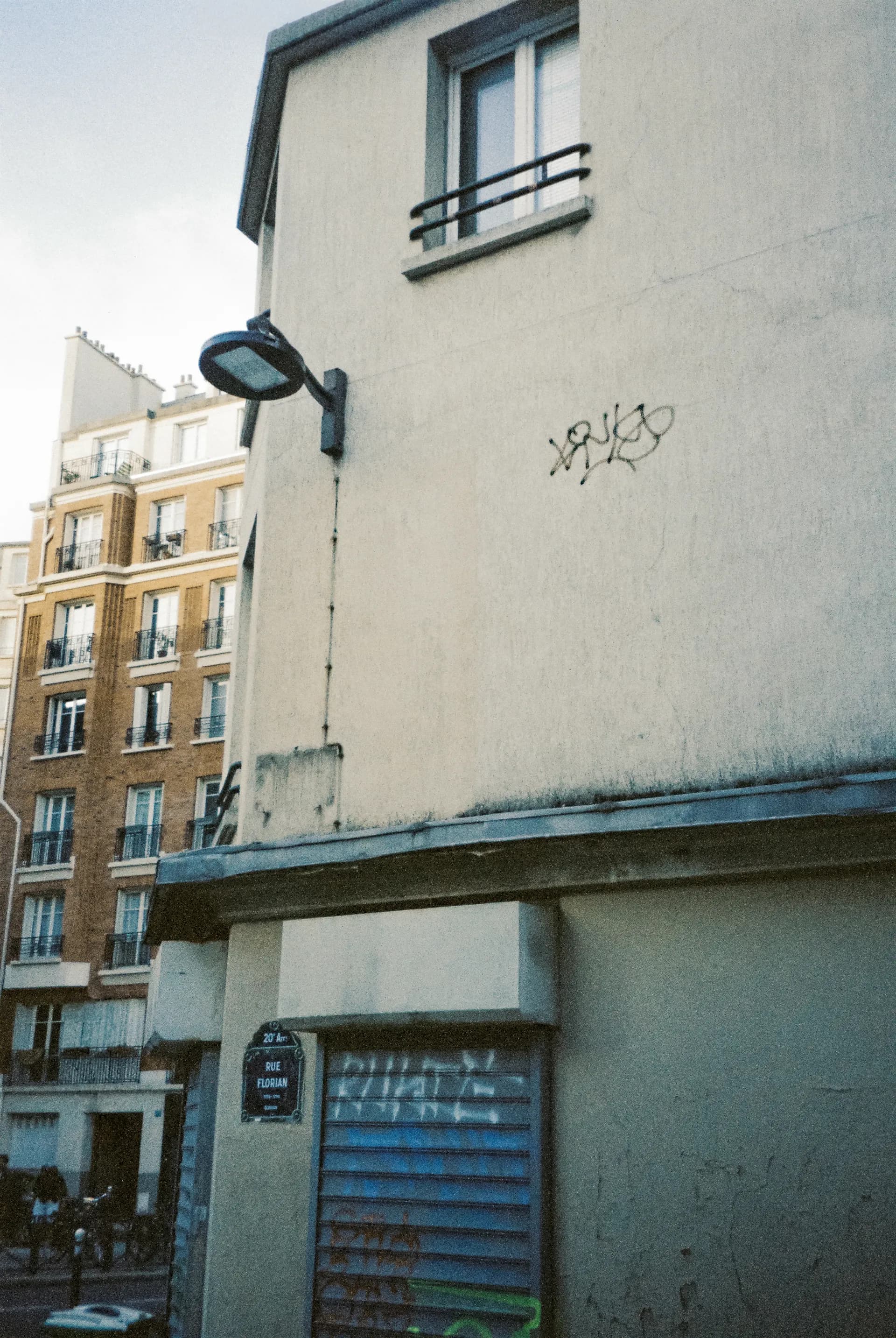 B006461 R1 23 24
