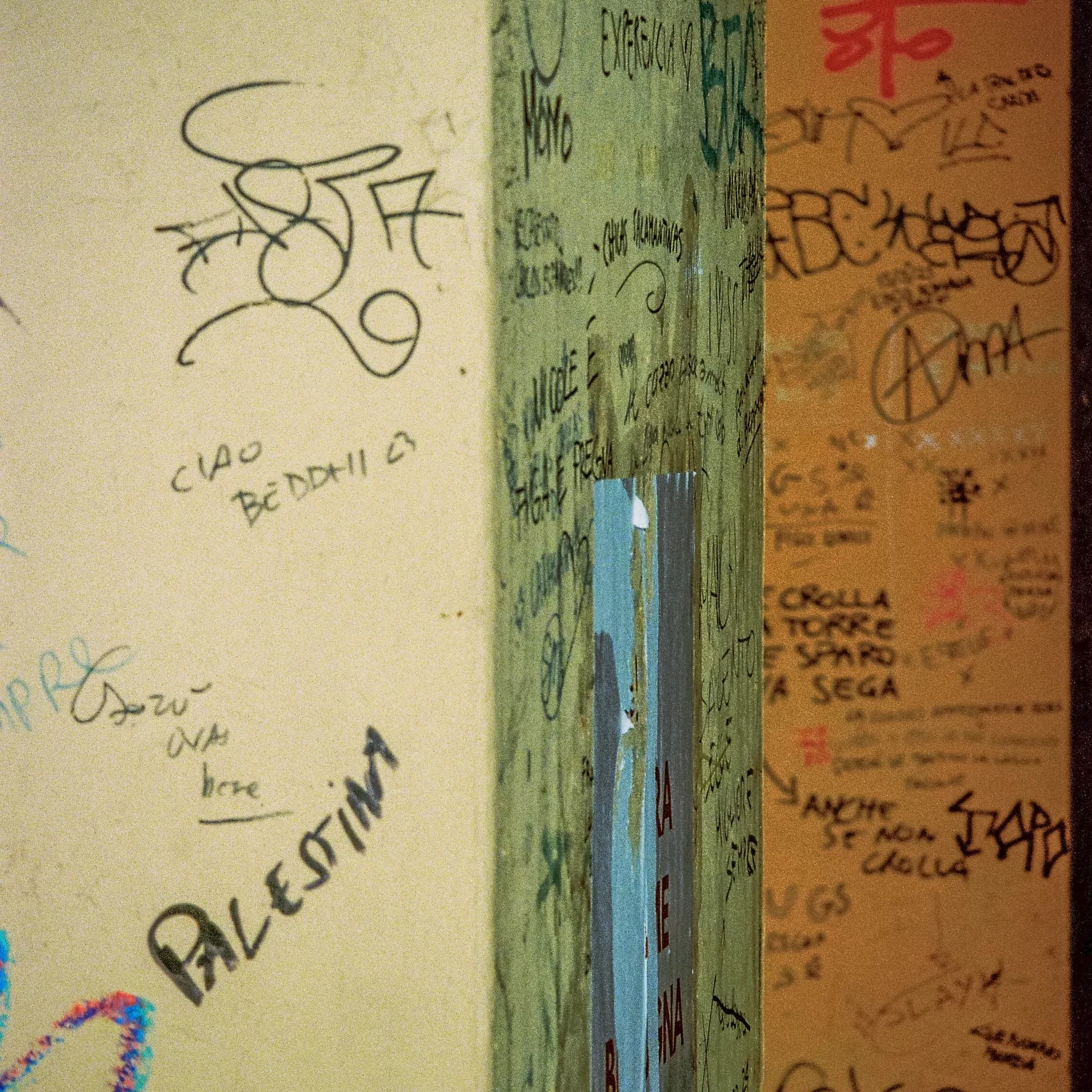 B007268 R1 08 9A