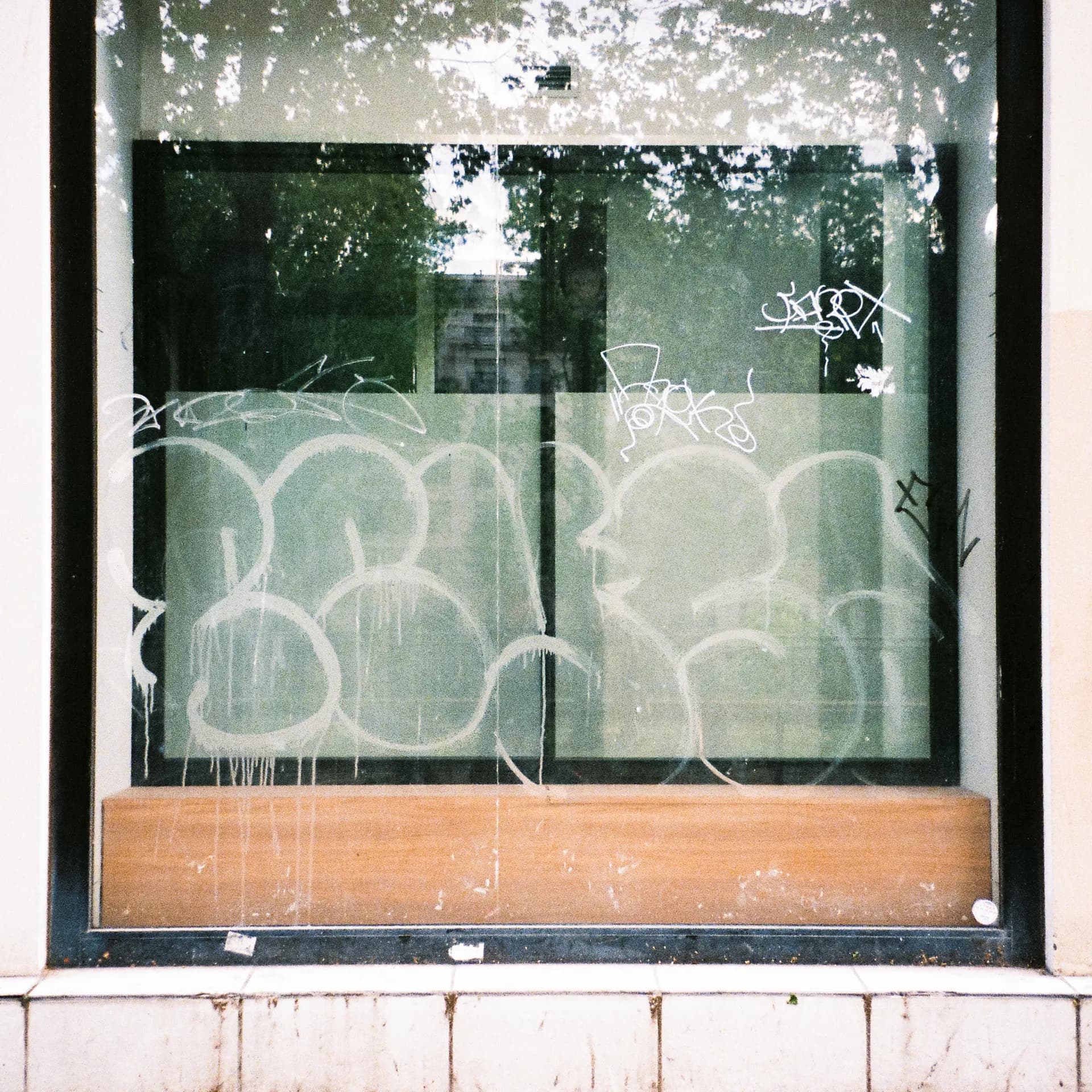 B007268 R1 14 15A