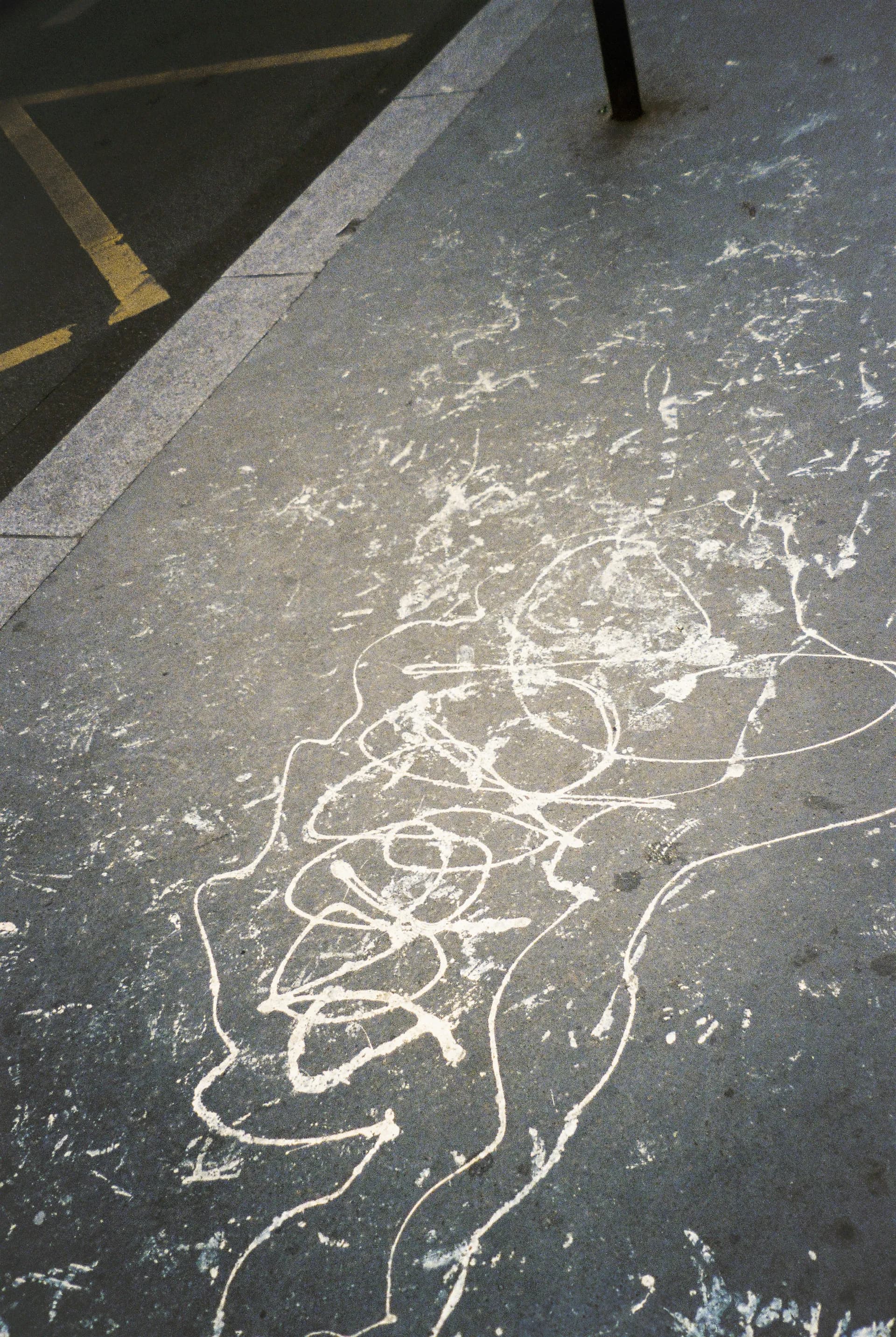 B007268 R1 22 23A